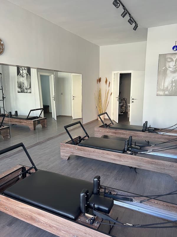 Yoga and Pilates Studio — Sarısu pilates stüdyosu