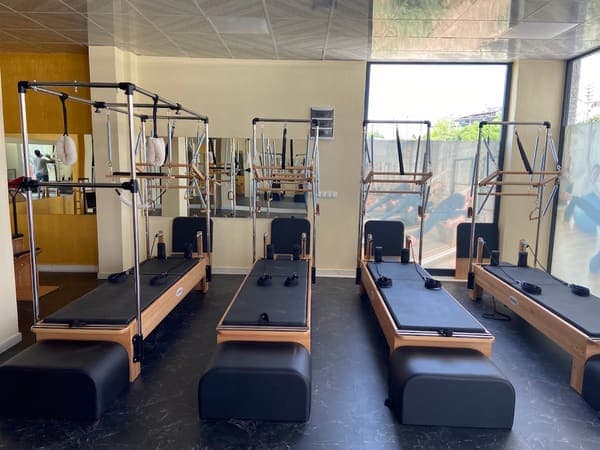 Zenform pilates reformer — Torbalı pilates stüdyosu