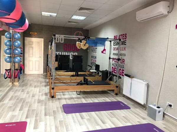 Zeynep Naz Pilates Studio — Beyhekim pilates stüdyosu